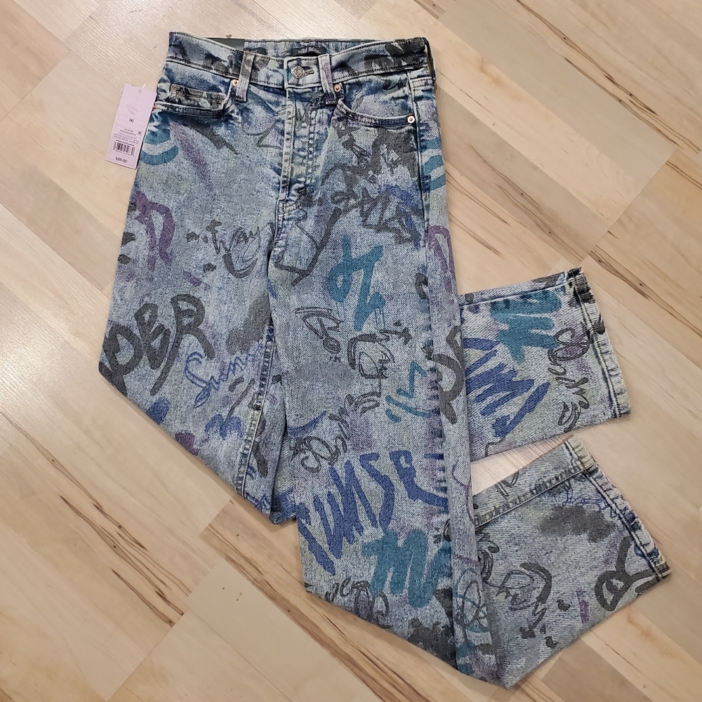NWT Graffiti Print Denim Jeans Wild Fable Sz 00